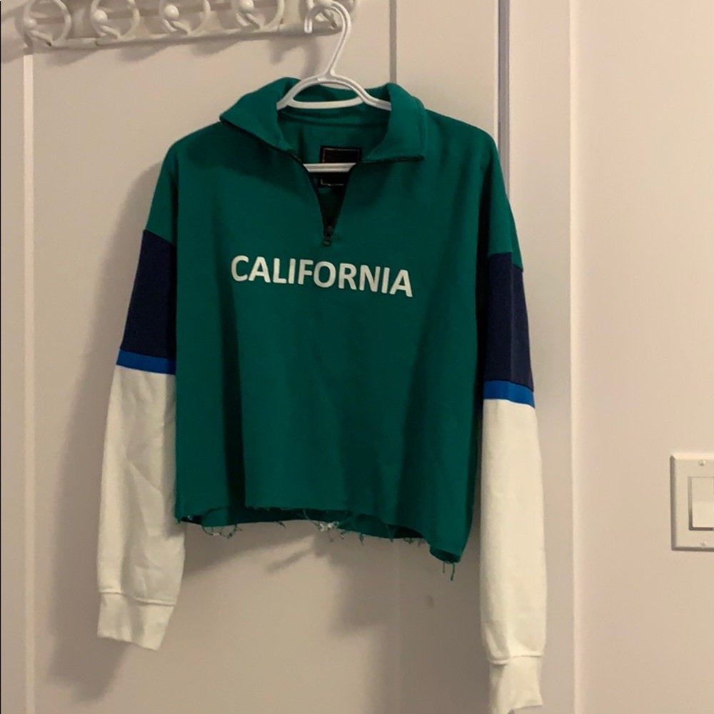 Crop sweater